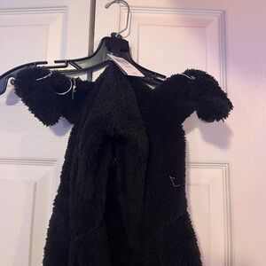 Cozy Black Hood with Arms/Scarf with pockets and adjustable ears | Hot Topic